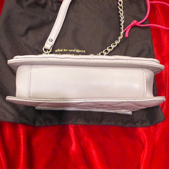 KATE SPADE NEW YORK QUILTED LIGHT TAUPE SILVER CHAIN BAG SMALL LIKE NEW - Picture 11 of 15